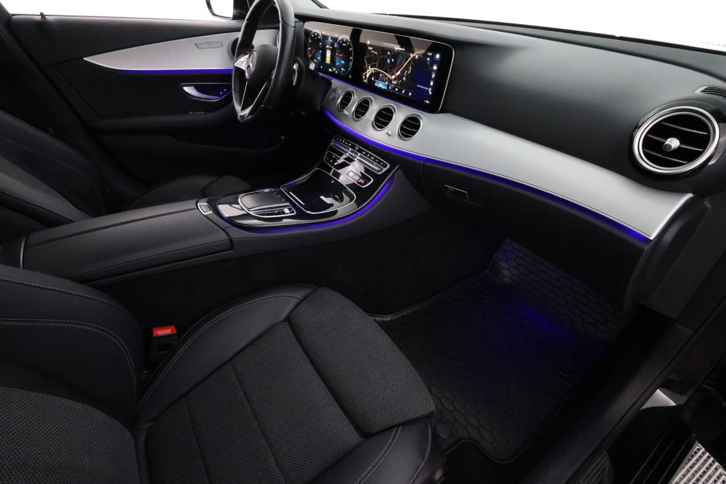 MERCEDES-BENZ E 2021