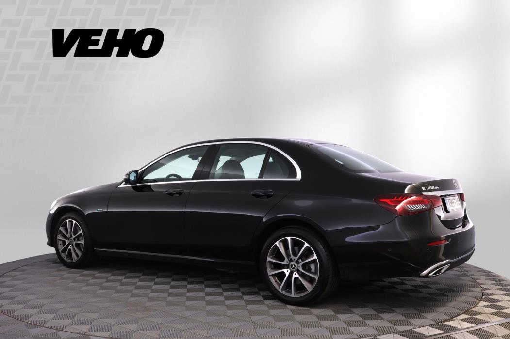 MERCEDES-BENZ E 2021