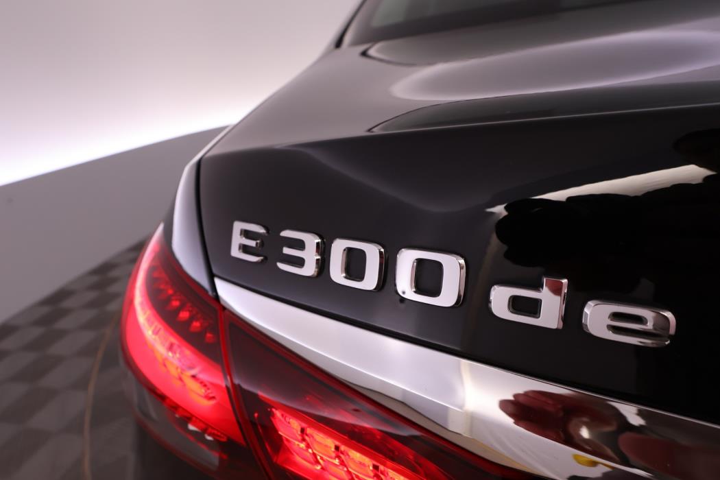 MERCEDES-BENZ E 2021