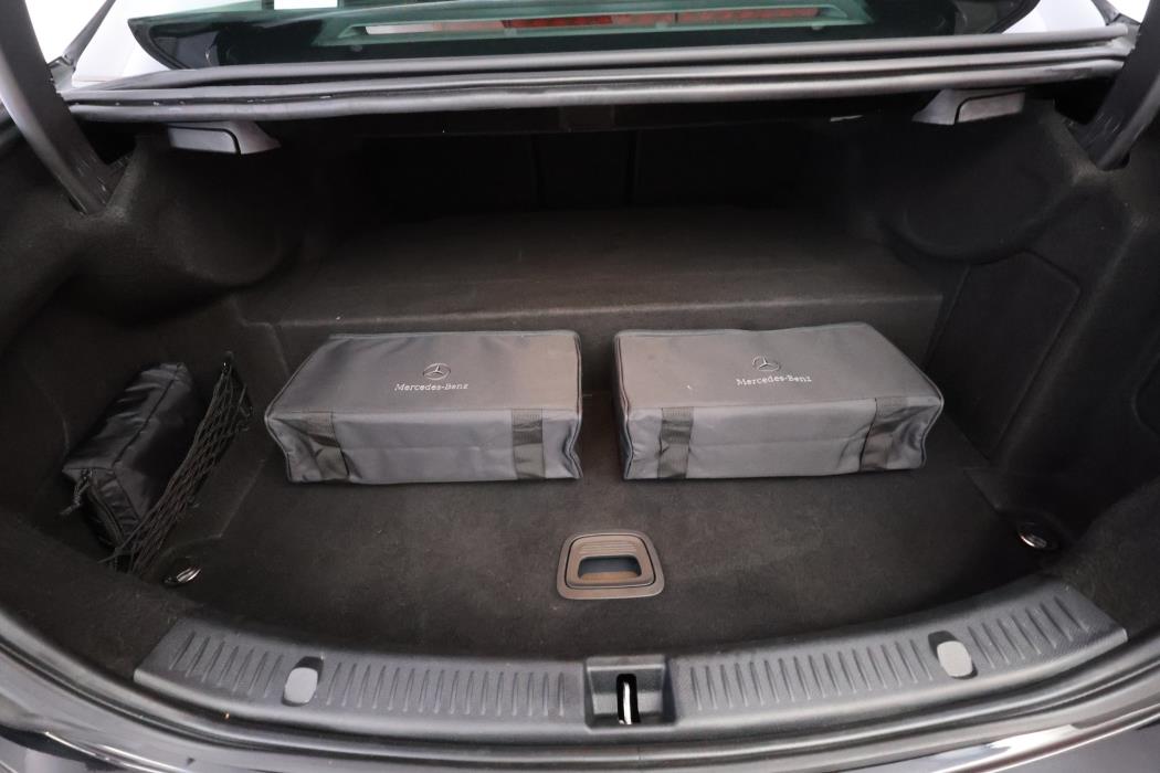 MERCEDES-BENZ E 2021