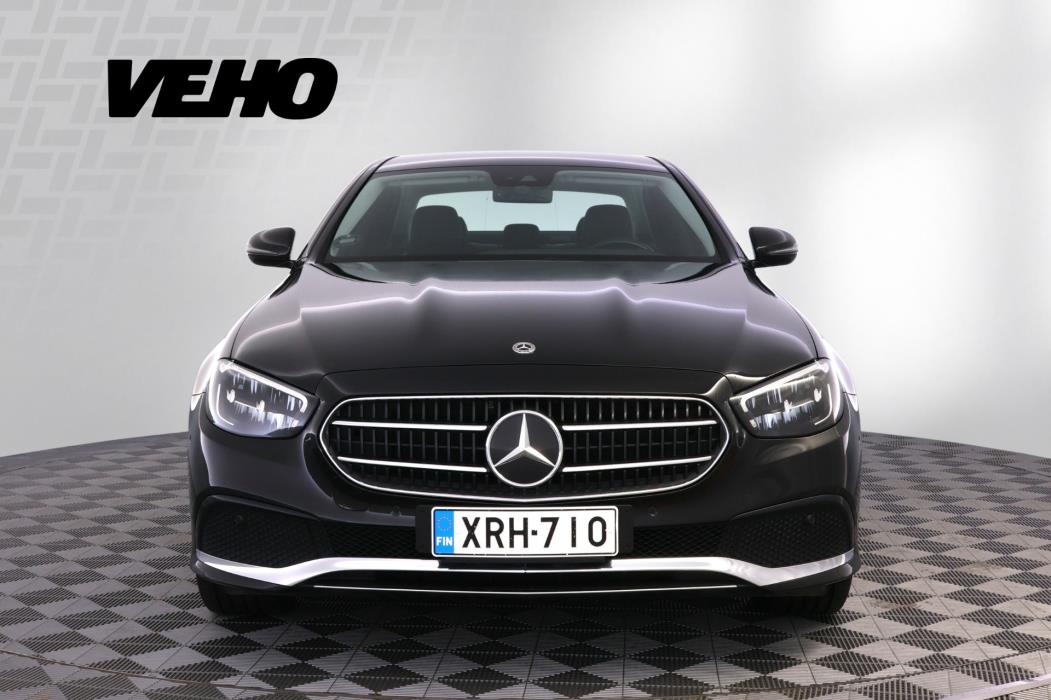MERCEDES-BENZ E 2021