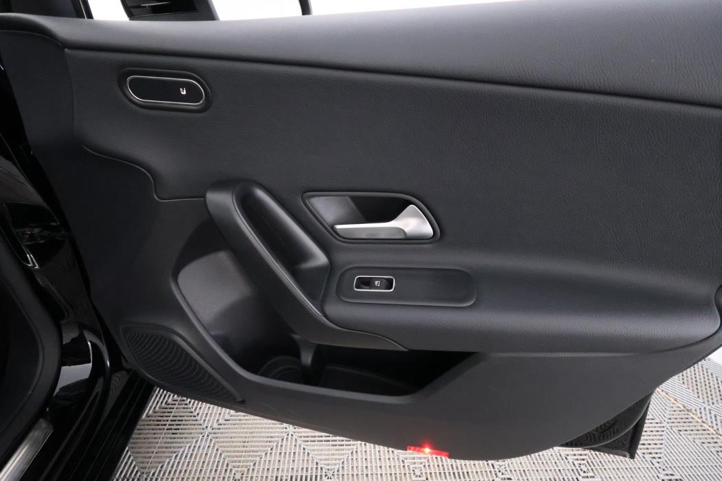Mercedes-Benz A 2021