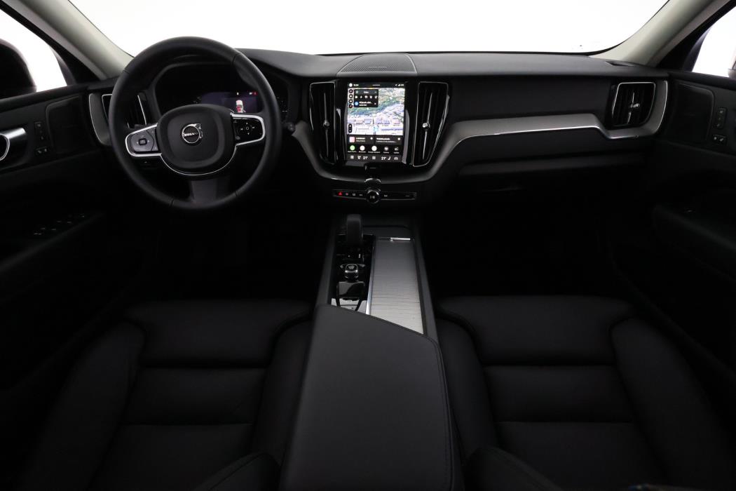 Volvo XC60 2025