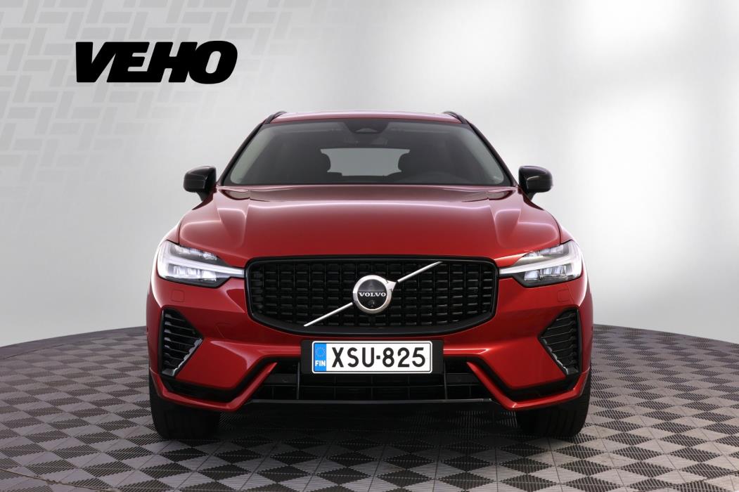 Volvo XC60 2025