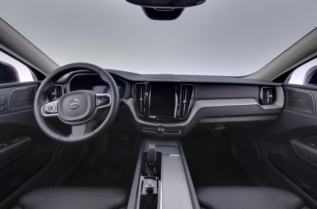 Volvo XC60 2025