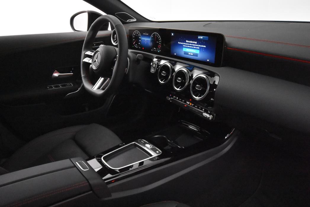 Mercedes-Benz CLA 2024