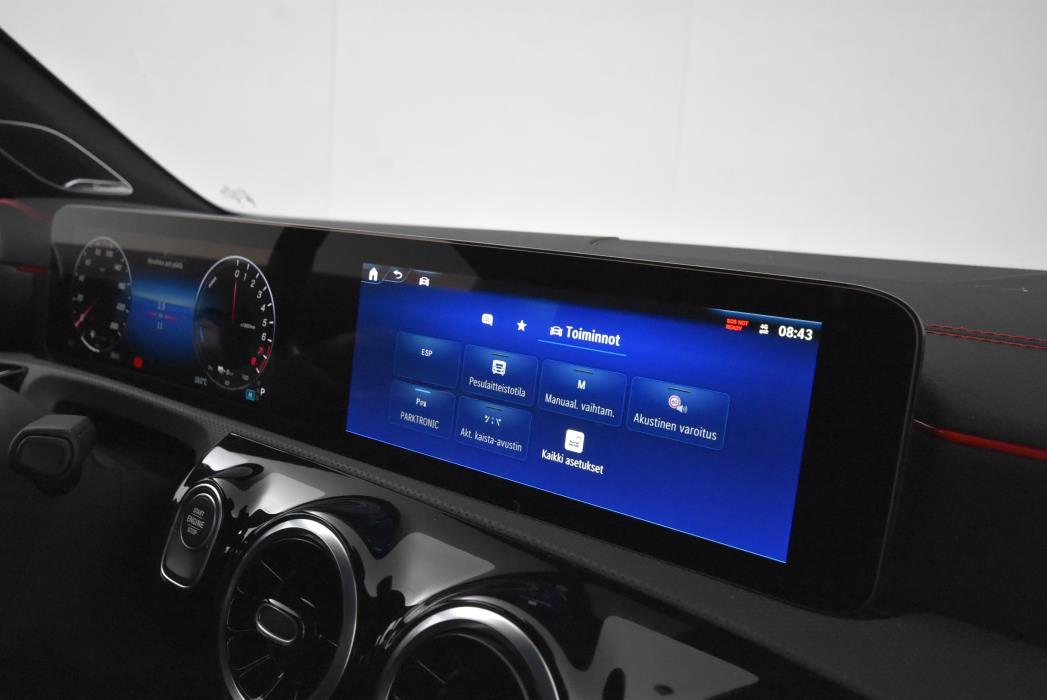 Mercedes-Benz CLA 2024