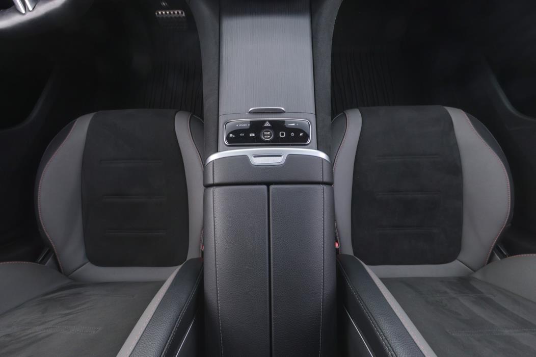 Mercedes-Benz EQE SUV 2024