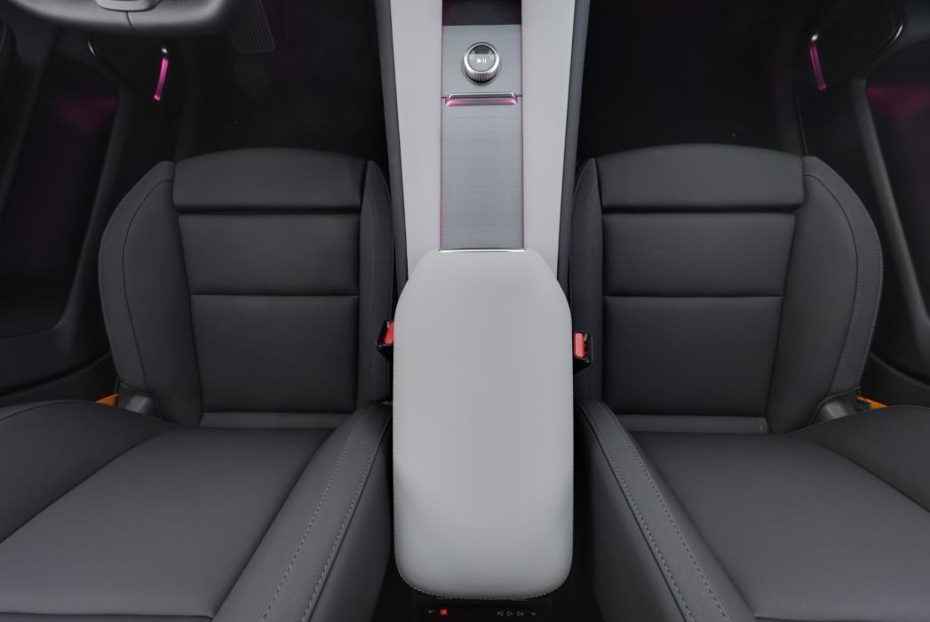 Polestar 4 2024