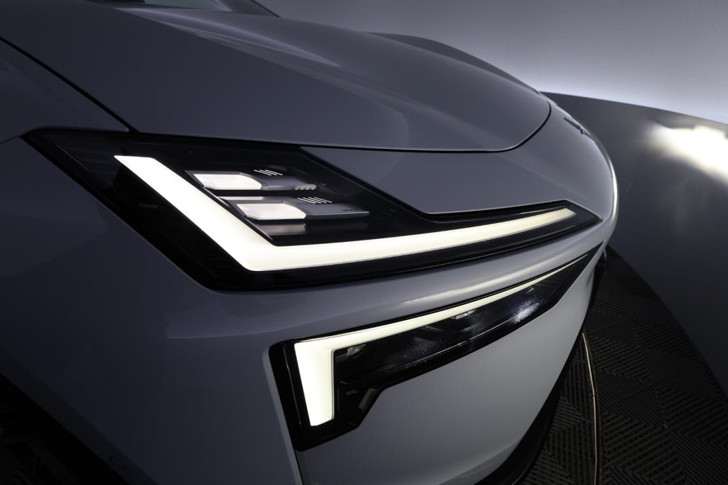Polestar 4 2024