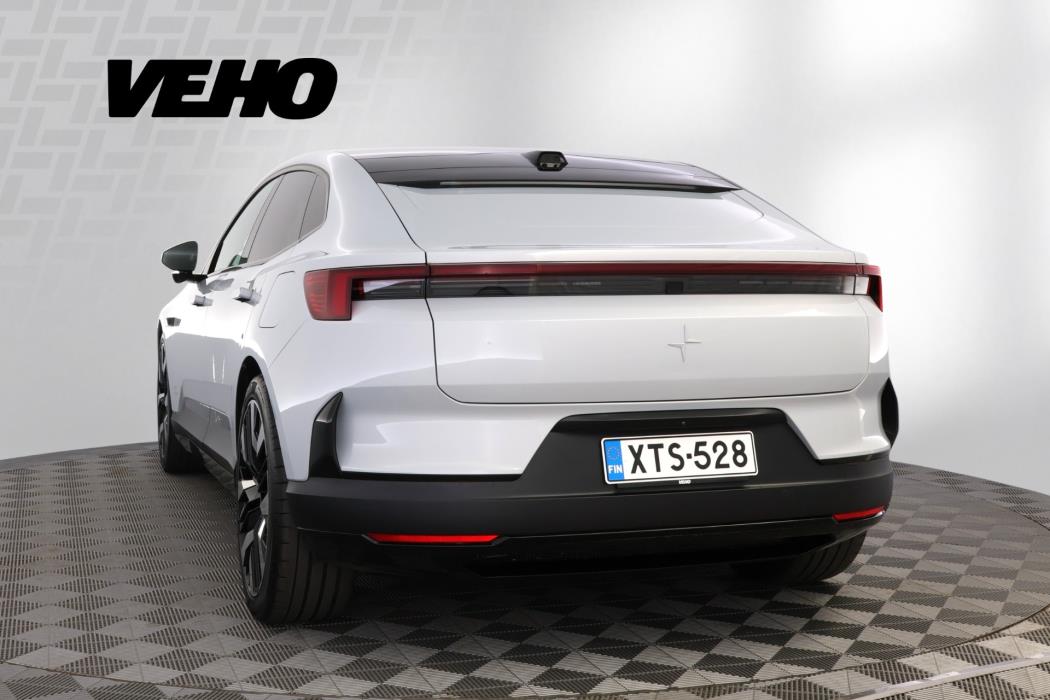 Polestar 4 2024