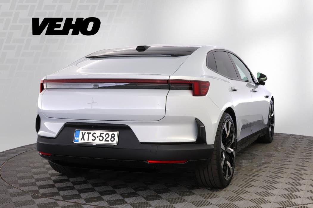 Polestar 4 2024