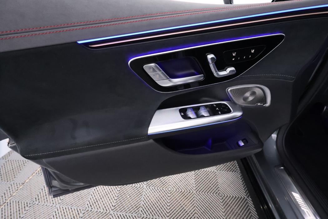 Mercedes-Benz EQE 2022