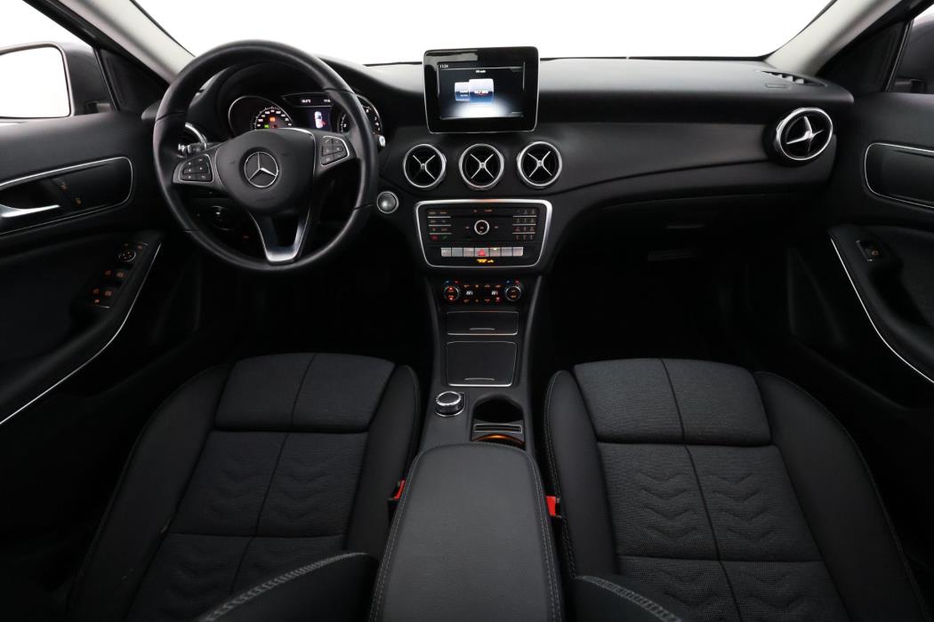 Mercedes-Benz GLA 2019