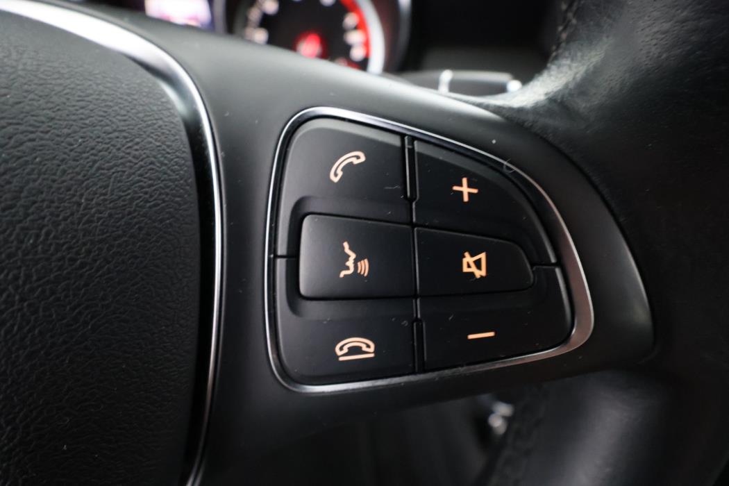 Mercedes-Benz GLA 2019