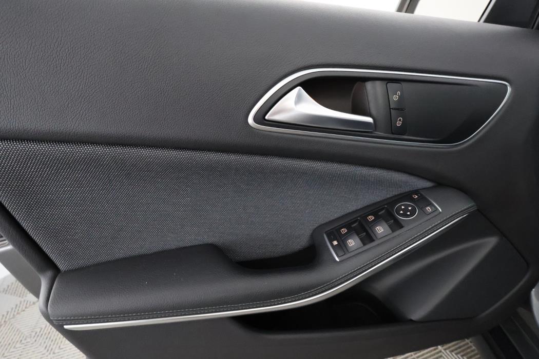 Mercedes-Benz GLA 2019