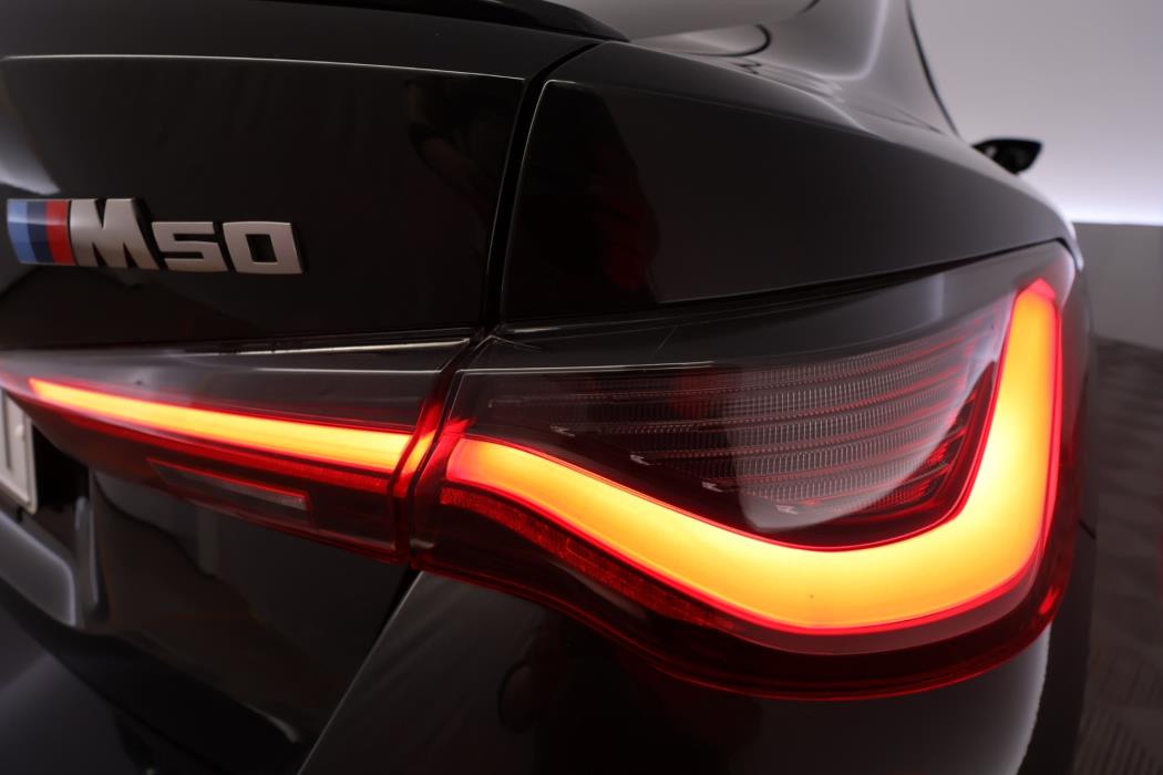 BMW i4 2023