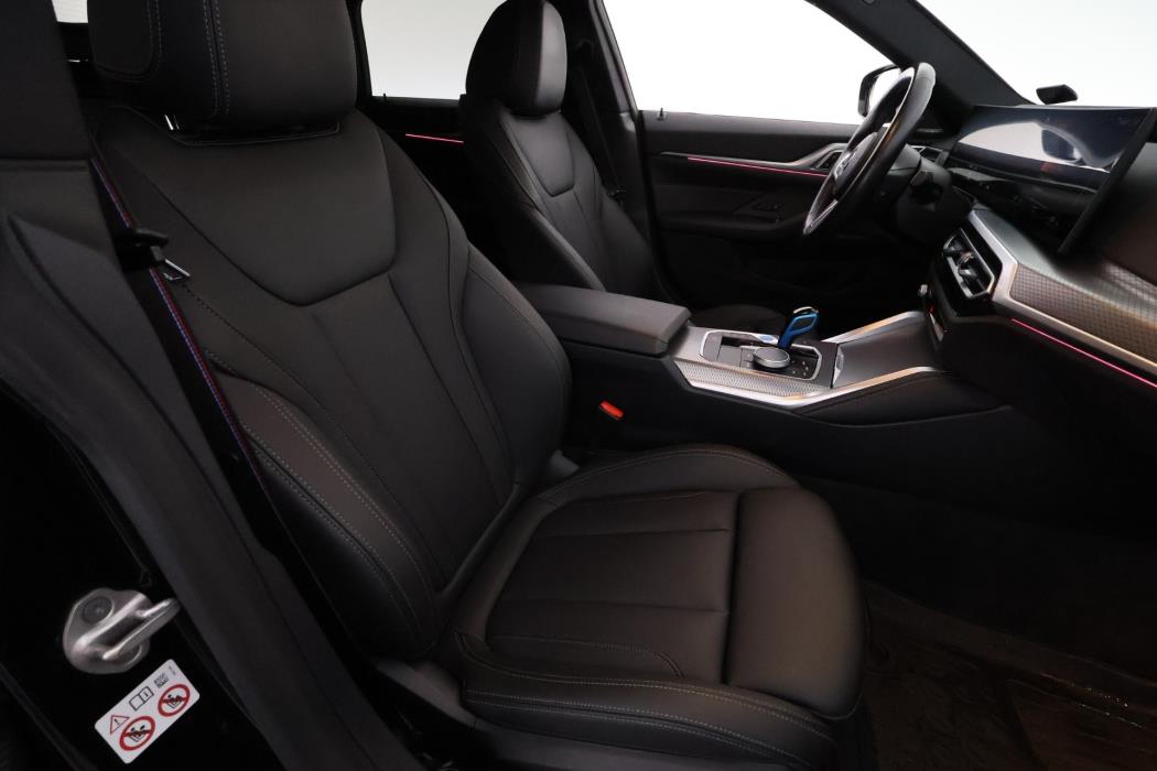 BMW i4 2023