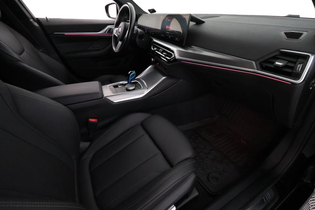 BMW i4 2023