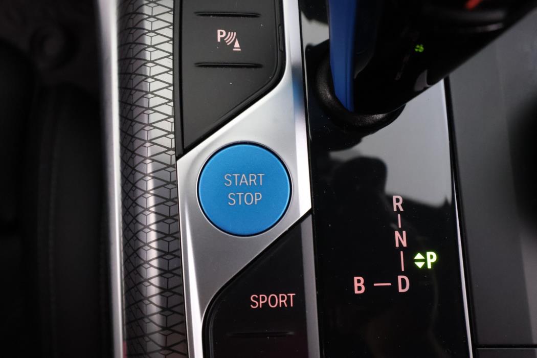 BMW i4 2023