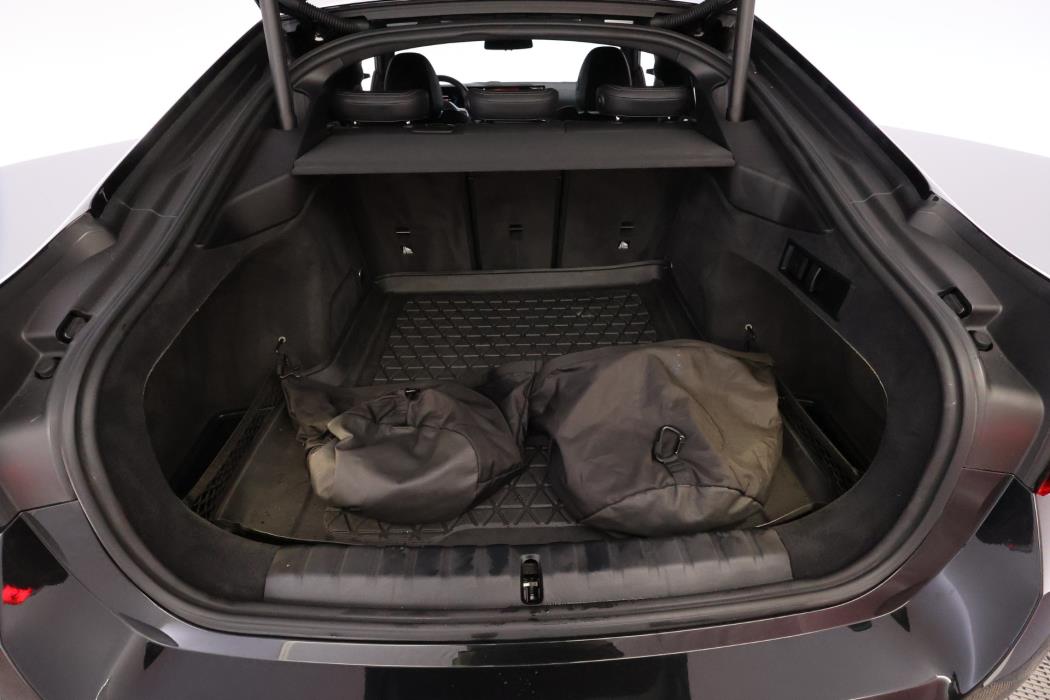 BMW i4 2023