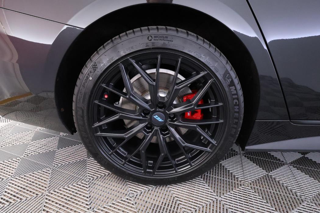 BMW i4 2023