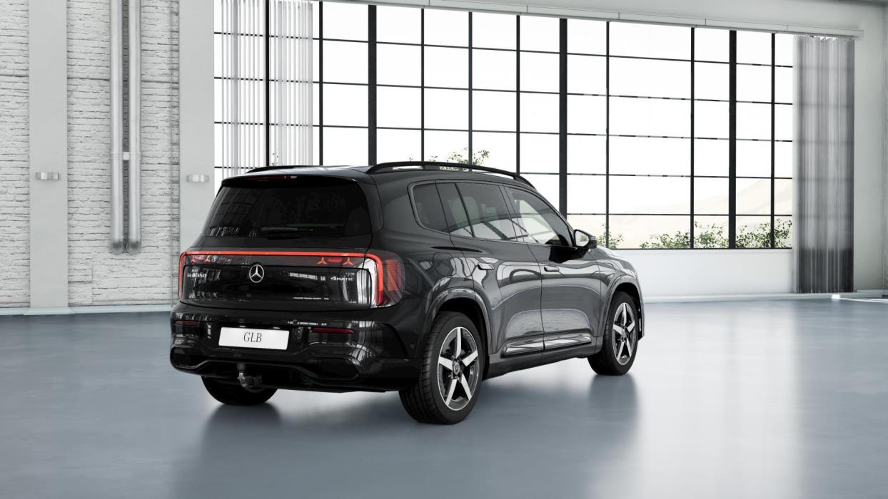 Mercedes-Benz GLB 2026