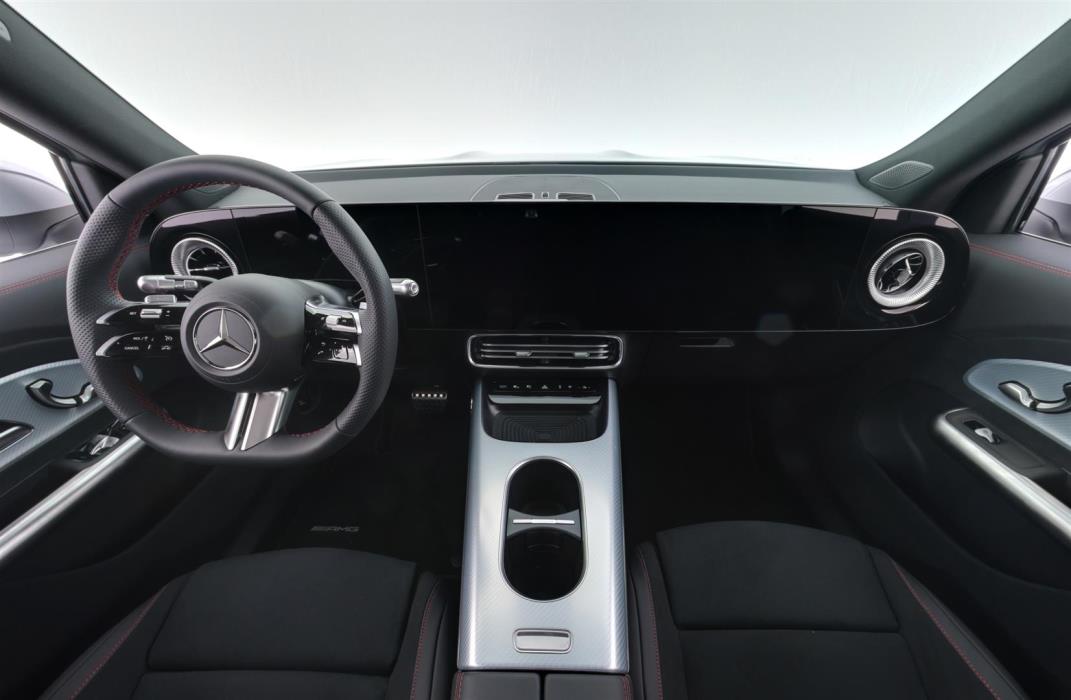 Mercedes-Benz GLB 2026
