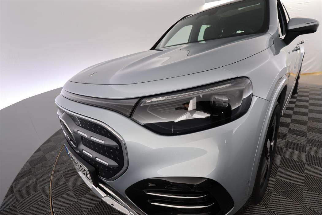 Mercedes-Benz GLB 2026