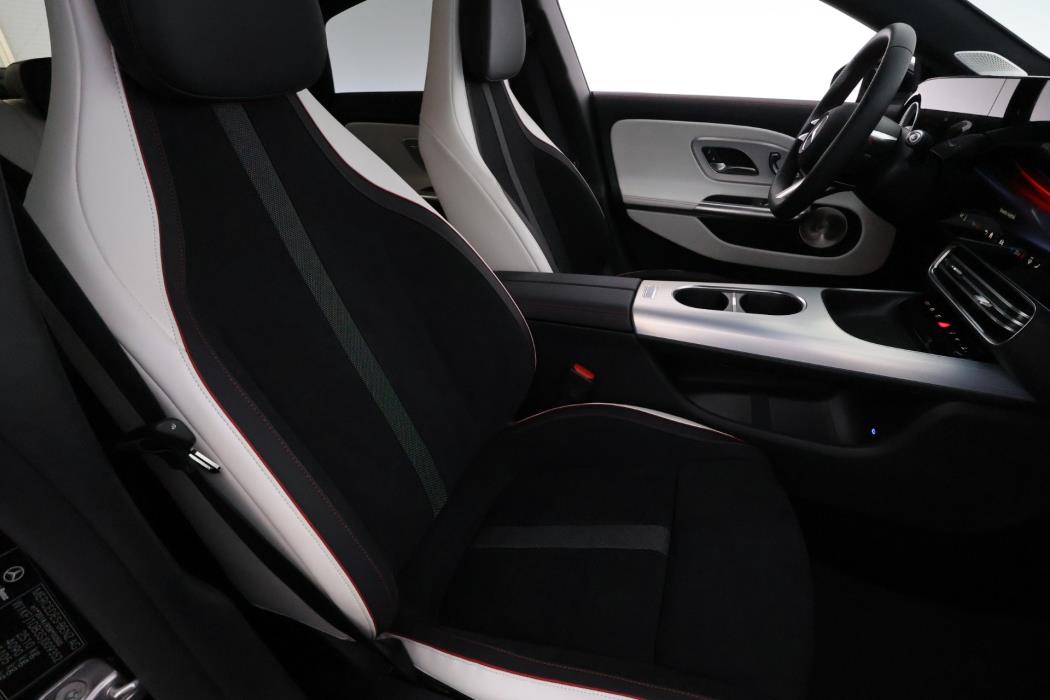 Mercedes-Benz CLA 2025