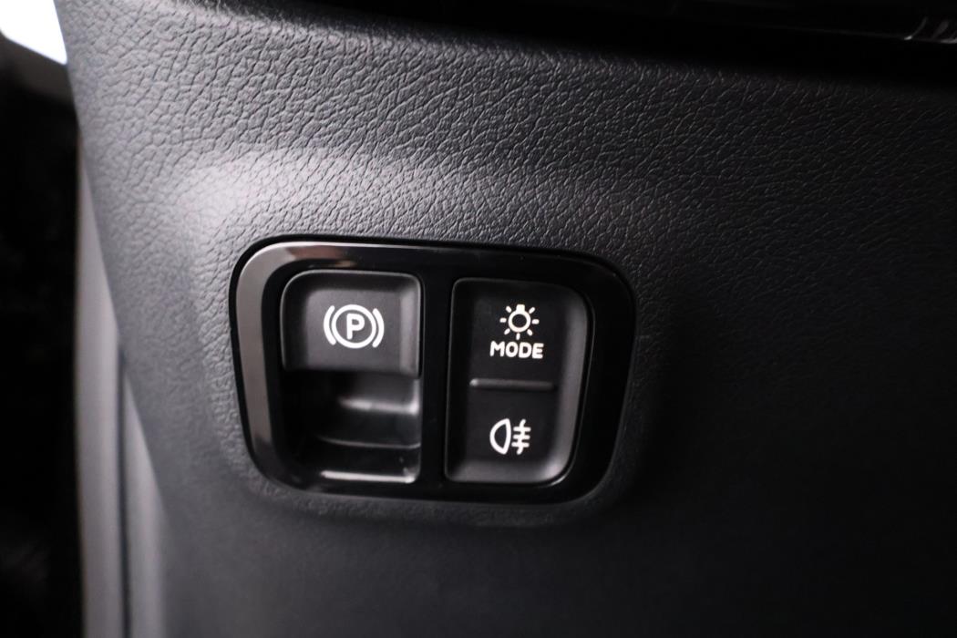 Mercedes-Benz CLA 2025
