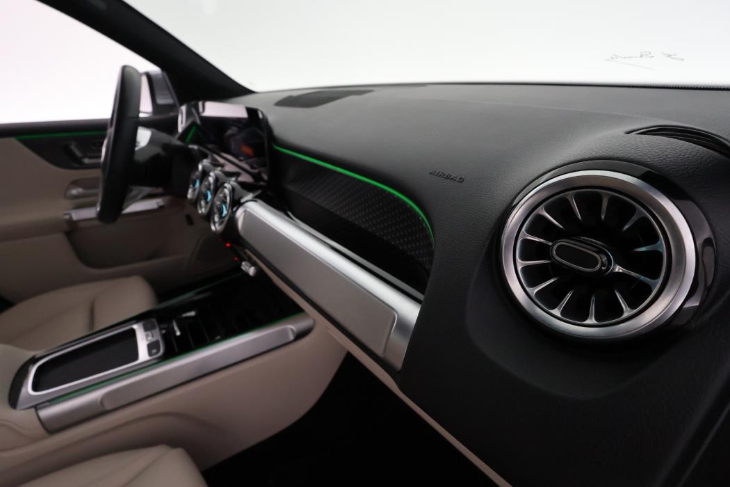 Mercedes-Benz EQB 2024
