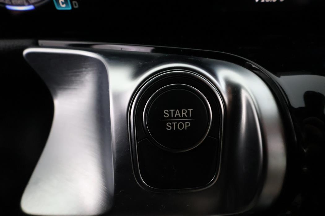 Mercedes-Benz EQB 2024