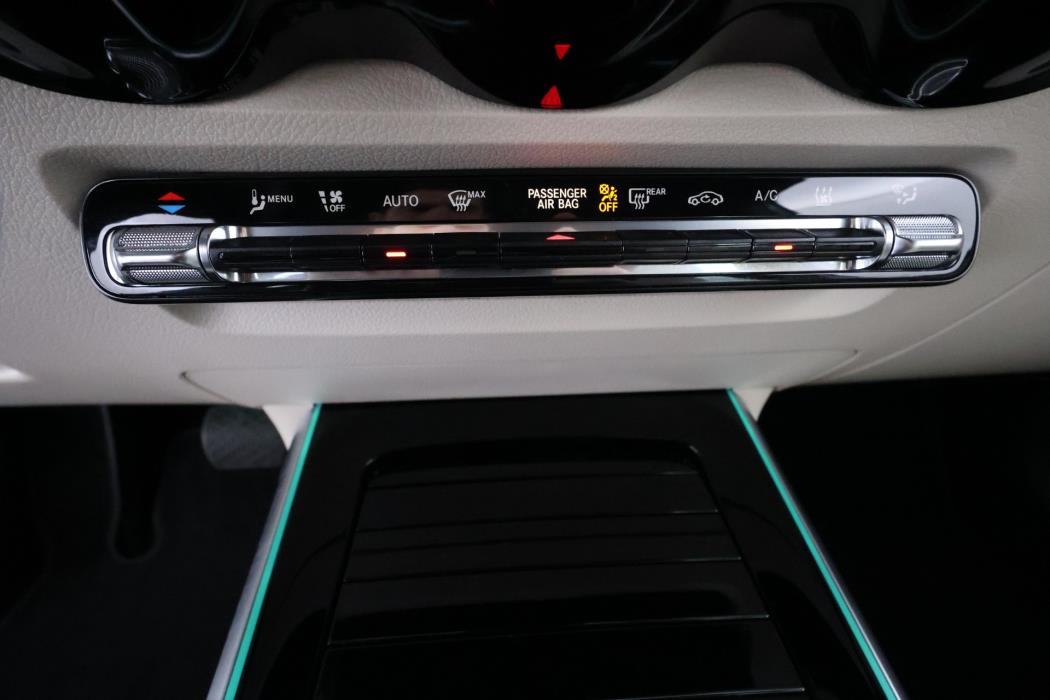 Mercedes-Benz EQB 2024