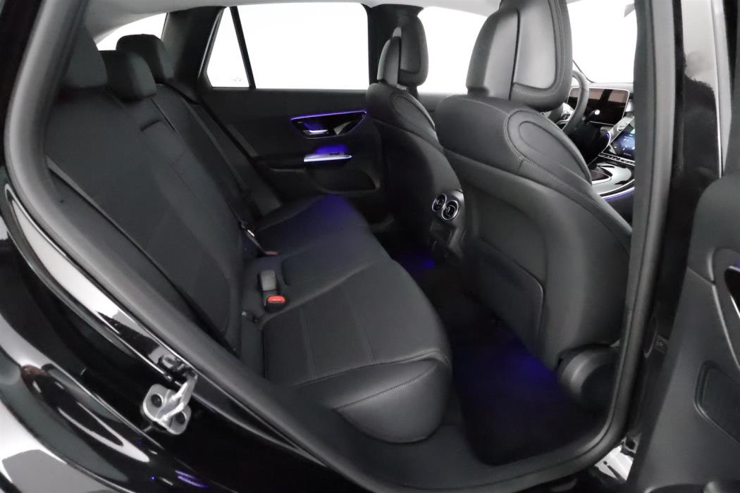 Mercedes-Benz GLC 2025