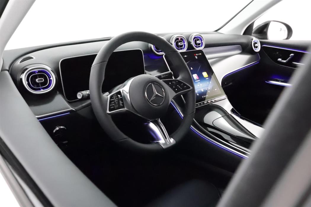 Mercedes-Benz GLC 2025