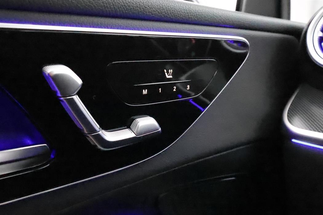 Mercedes-Benz GLC 2025