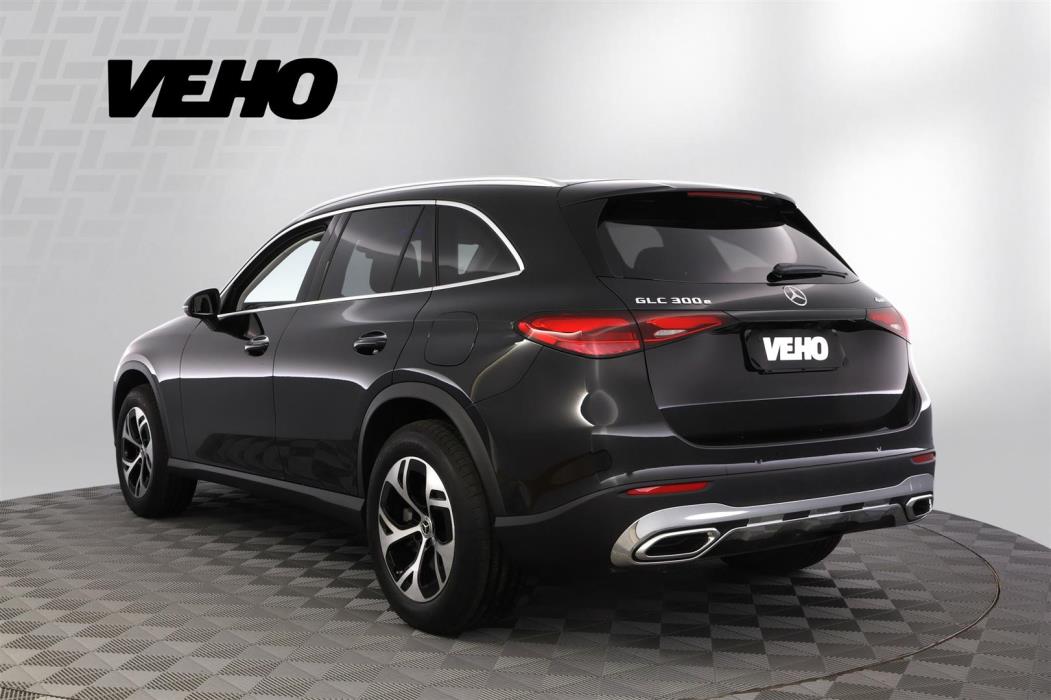 Mercedes-Benz GLC 2025