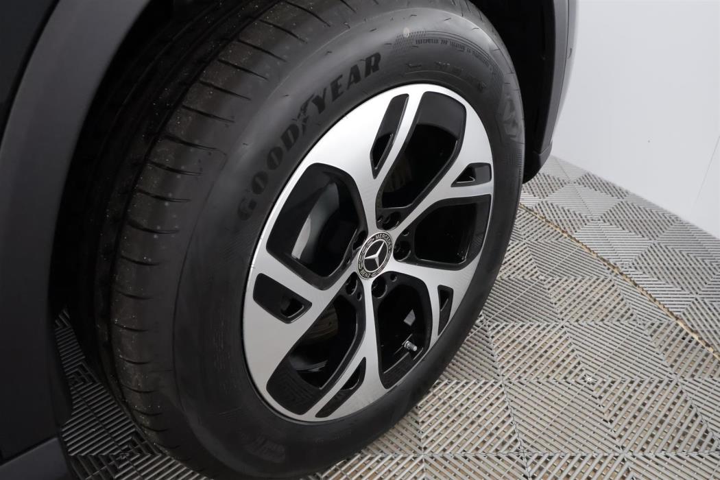 Mercedes-Benz GLC 2025