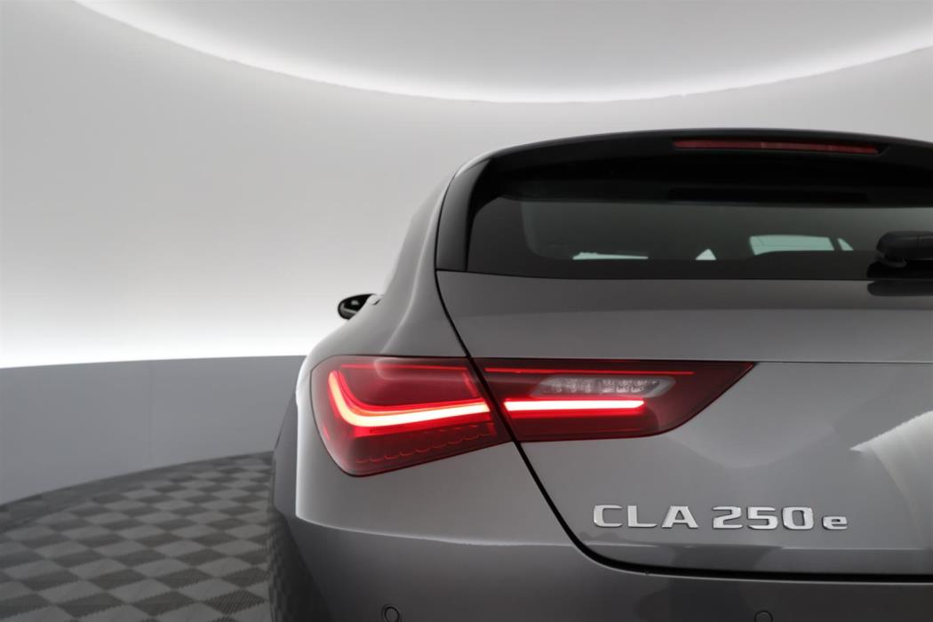 Mercedes-Benz CLA 2025