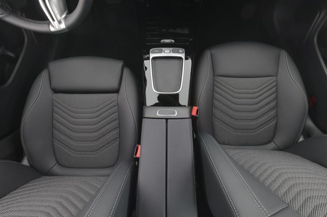 Mercedes-Benz CLA 2025