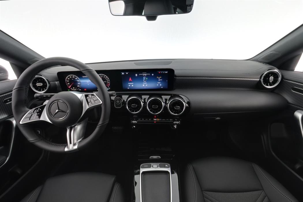 Mercedes-Benz CLA 2025
