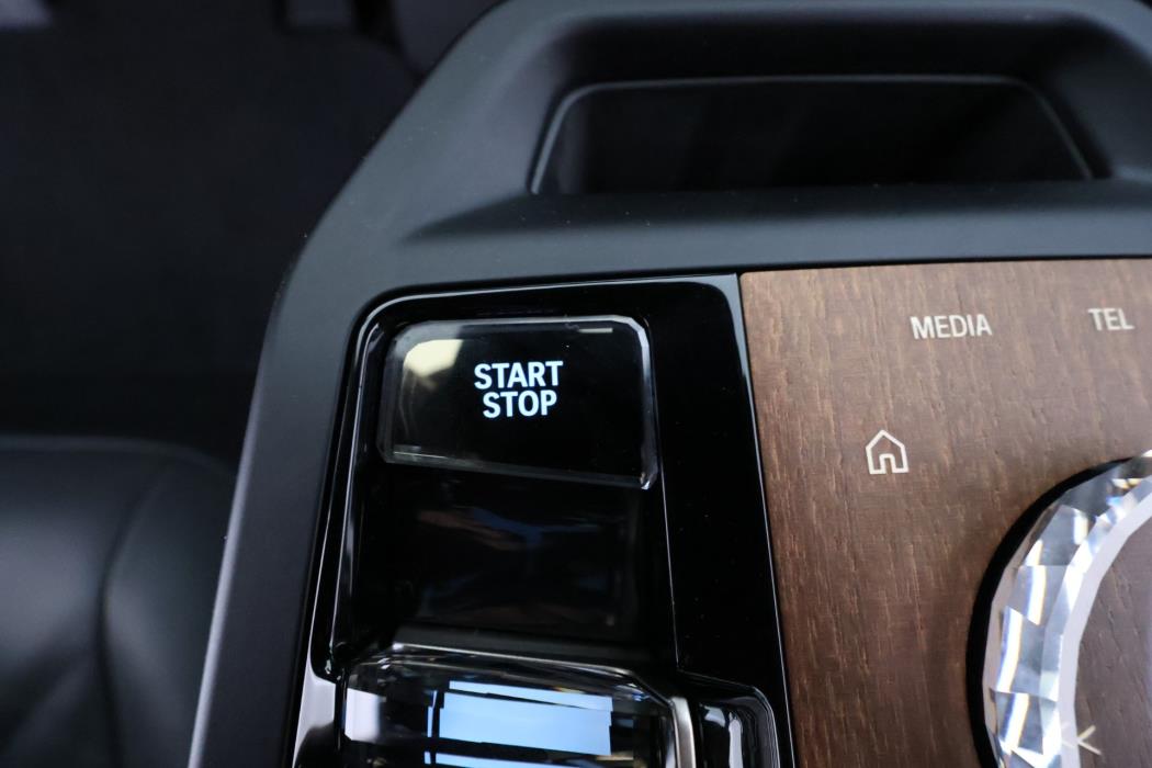 BMW ix M60 2022