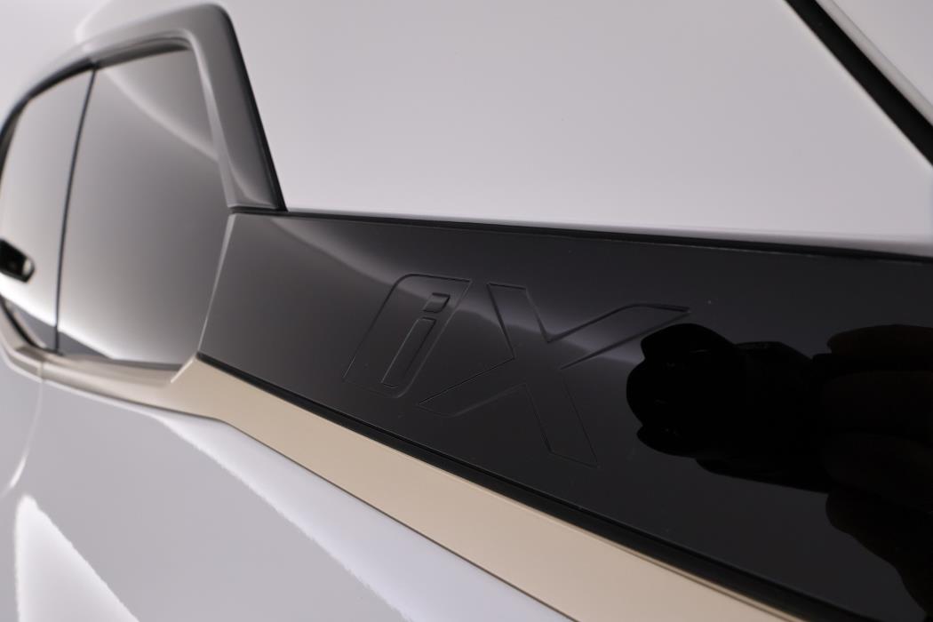 BMW ix M60 2022