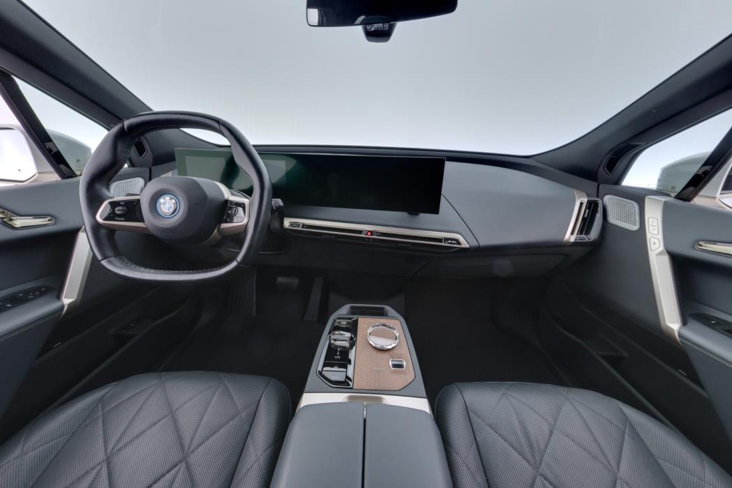 BMW ix M60 2022
