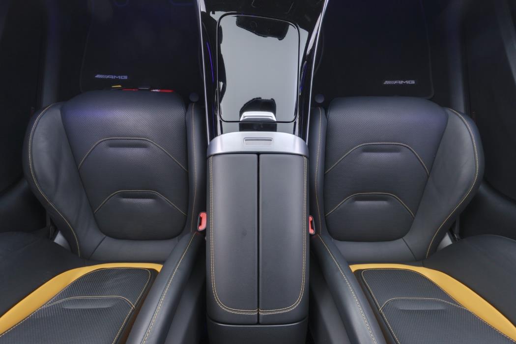 Mercedes-Benz C 2024