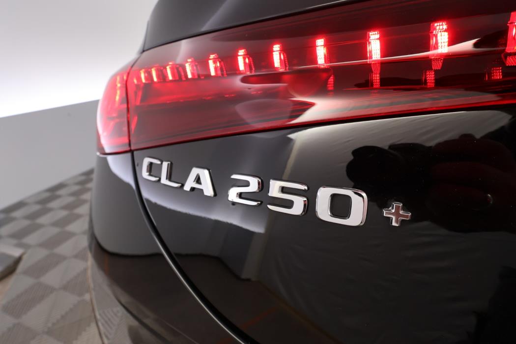 Mercedes-Benz CLA 2025