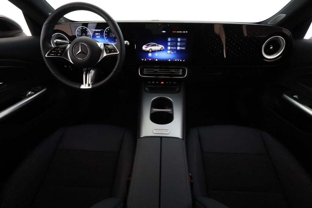 Mercedes-Benz CLA 2025