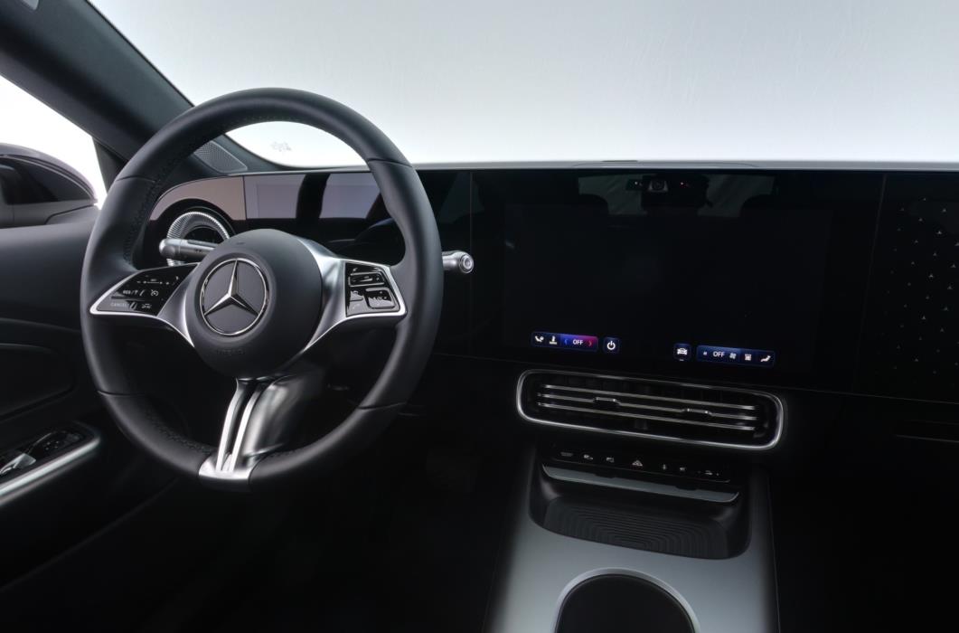 Mercedes-Benz CLA 2025