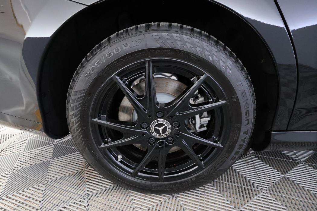 Mercedes-Benz CLA 2025